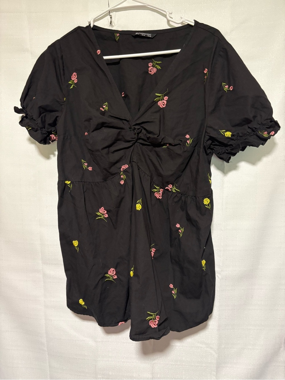 Women’s Black Floral Tie-Front Top - Pink & Yellow Rose Slenderizing!Embroidery! - Picture 9 of 14